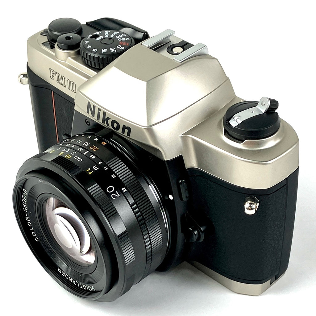 ニコン Nikon FM10 ＋ COLOR-SKOPAR 20mm F3.5 SLII N Aspherical(ニコンF用) フィルム マニュアルフォーカス 一眼レフカメラ 【中古】