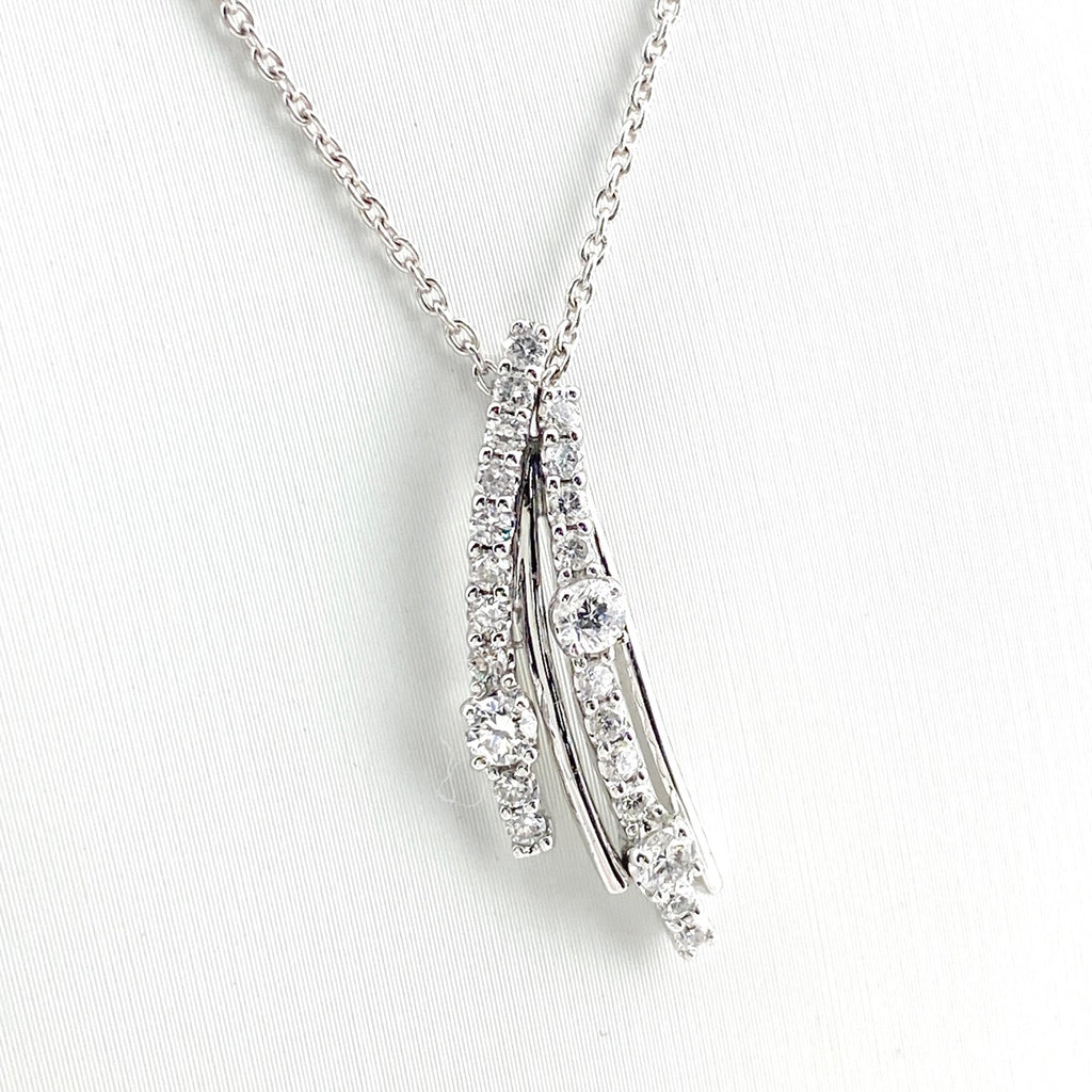 メレダイヤ デザインネックレス WG ホワイトゴールド ペンダント ネックレス K18 WG ダイヤモンド レディース 【中古】 
 ラッピング可