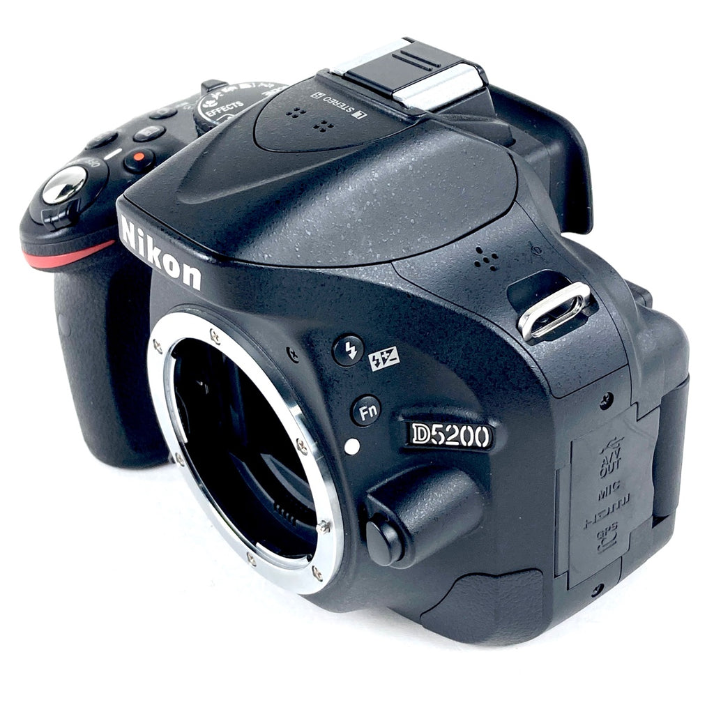 ニコン Nikon D5200 18-55 VR レンズキット ブラック デジタル 一眼レフカメラ 【中古】