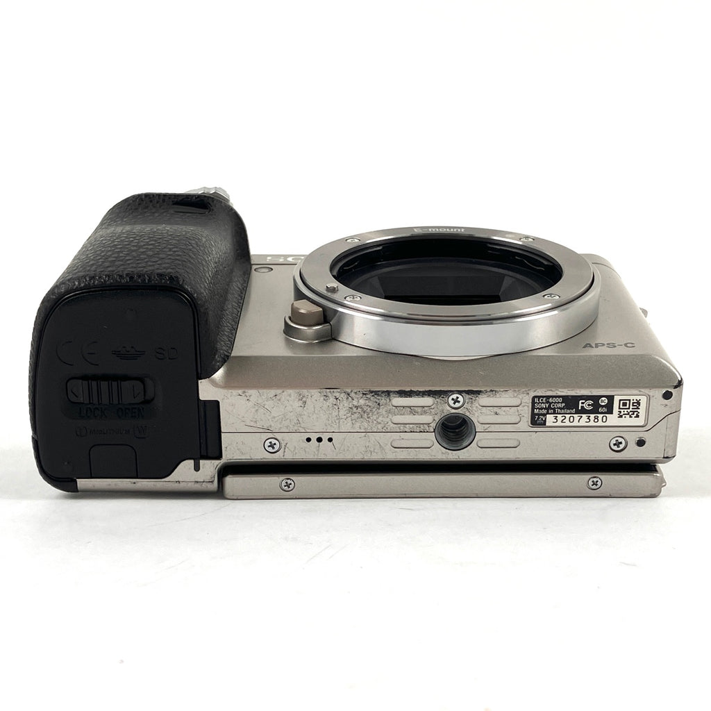 ソニー SONY α6000 パワーズームレンズキット ILCE-6000L S シルバー デジタル ミラーレス 一眼カメラ 【中古】