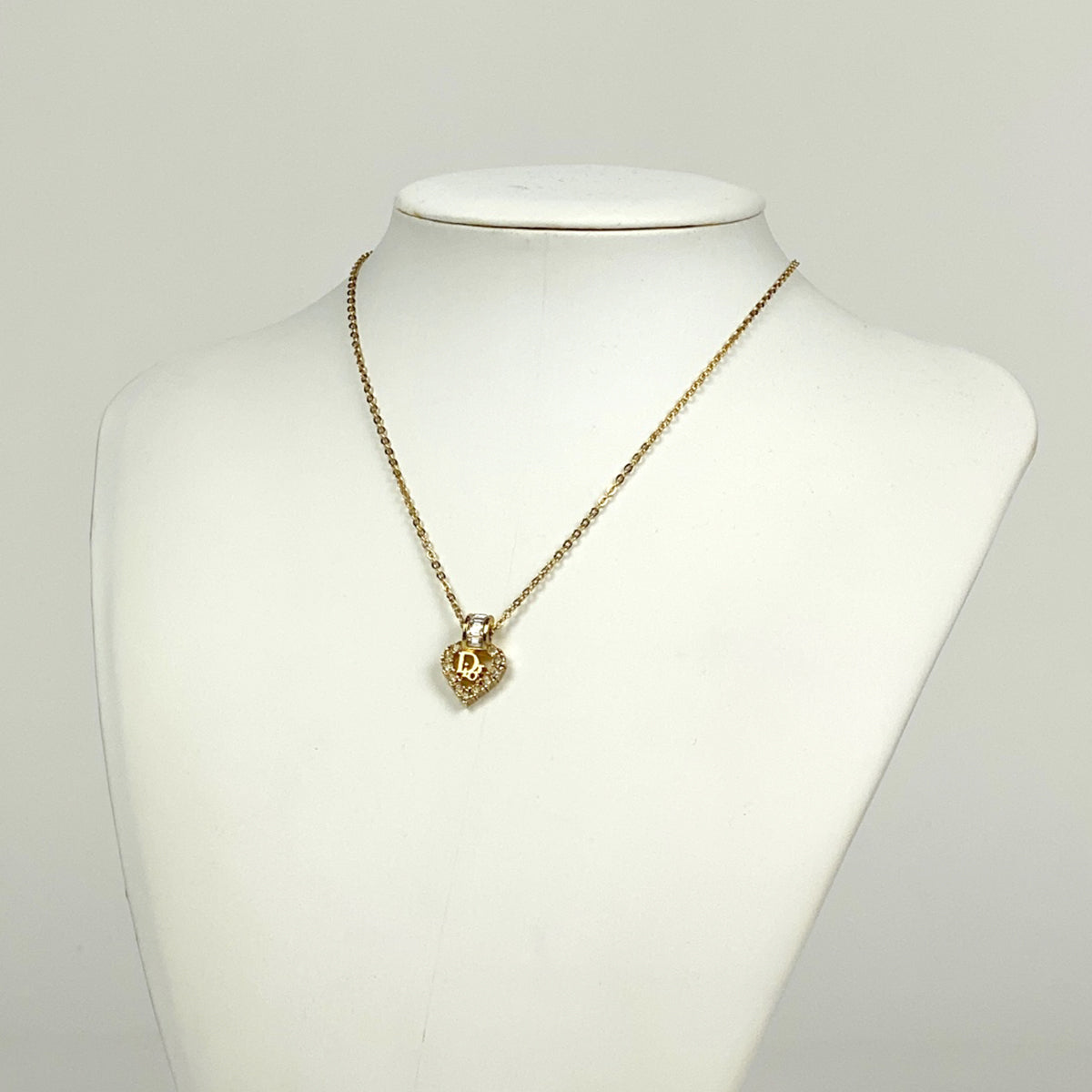 Christian Dior ラインストーン付きダブルハートモチーフネックレス Christian Dior ラインストーン付きハートモチーフネックレス 未