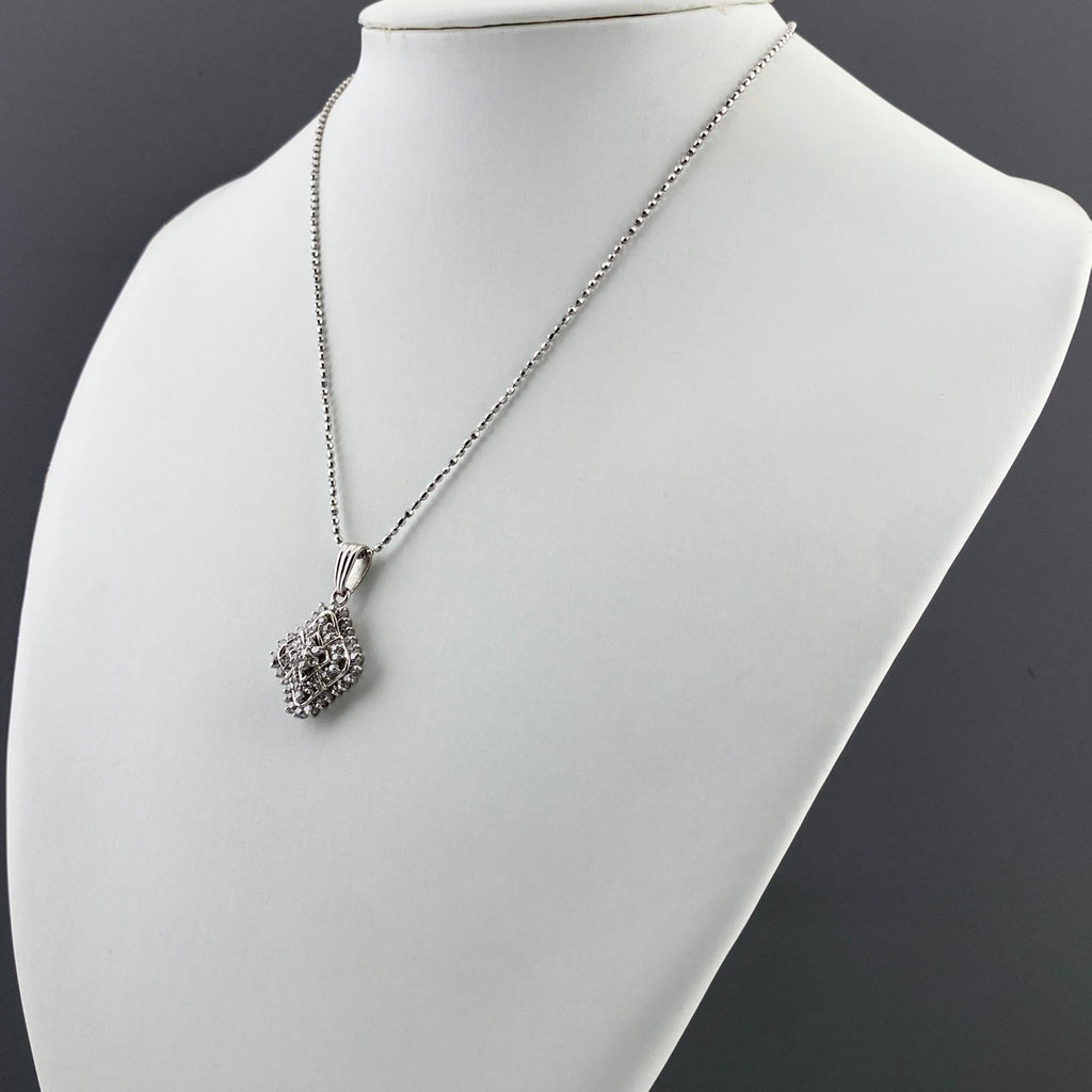 メレダイヤ デザインネックレス プラチナ ペンダント ネックレス Pt900 Pt850 ダイヤモンド レディース 【中古】nbjwl