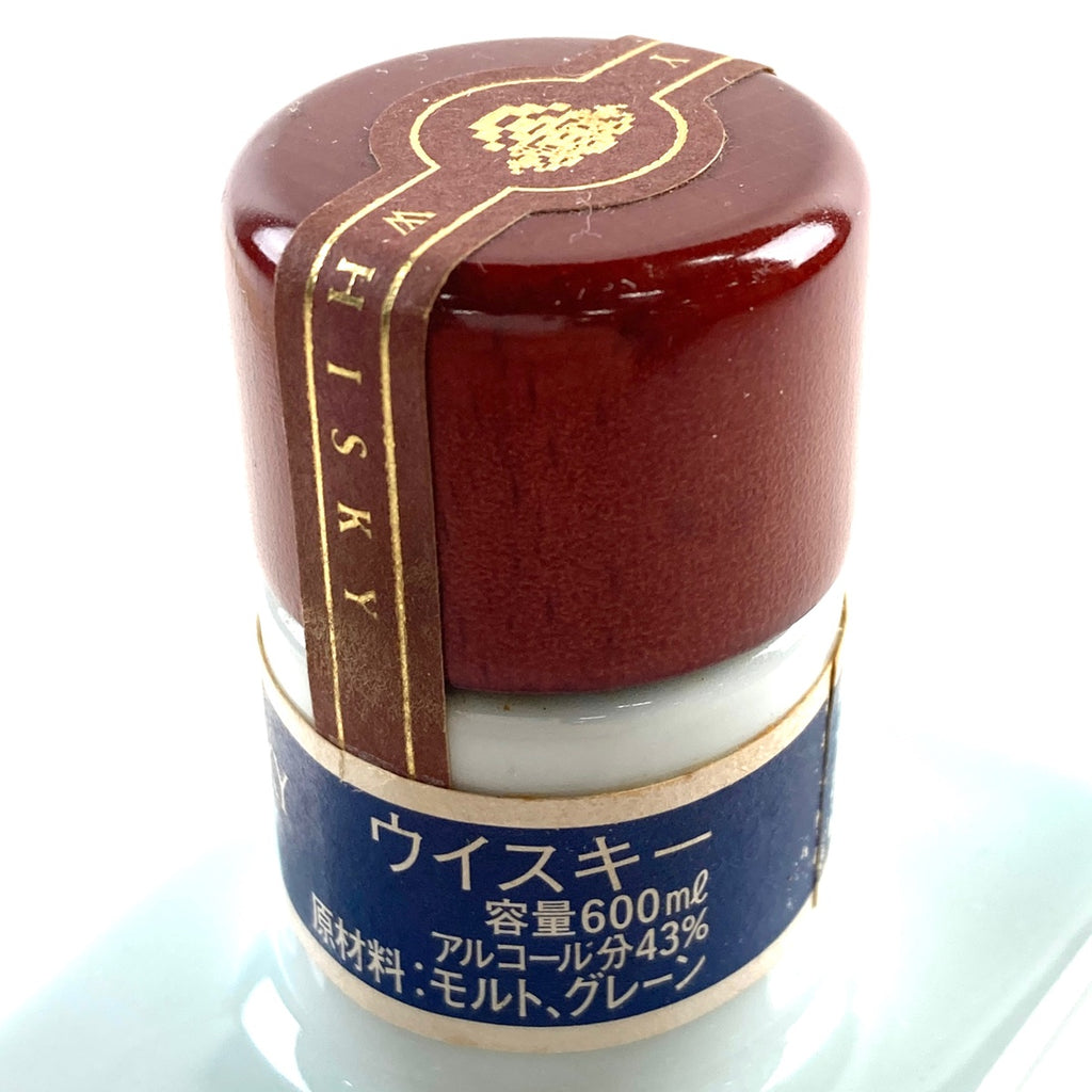 【東京都内限定お届け】サントリー SUNTORY 有田焼 色絵壽字宝尽八角瓶 600ml 国産ウイスキー 【古酒】