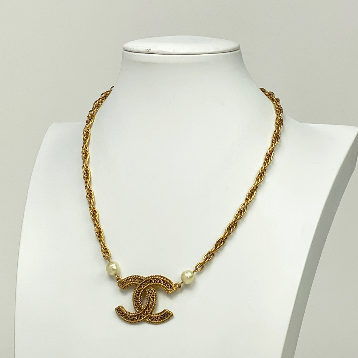 シャネル(CHANEL)シャネル ココマーク フェイクパールネックレス