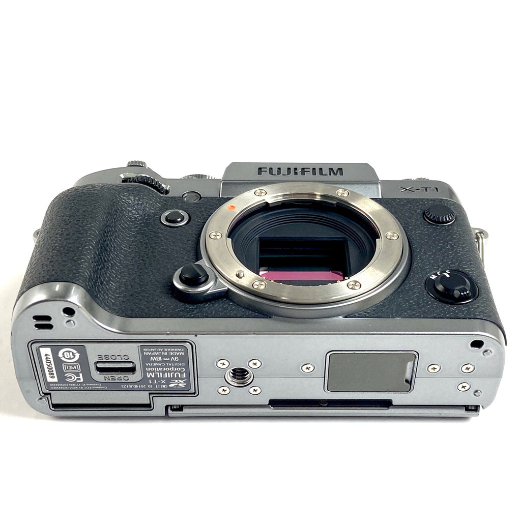 富士フイルム FUJIFILM X-T1 Graphite Silver Edition デジタル ミラーレス 一眼カメラ 【中古】