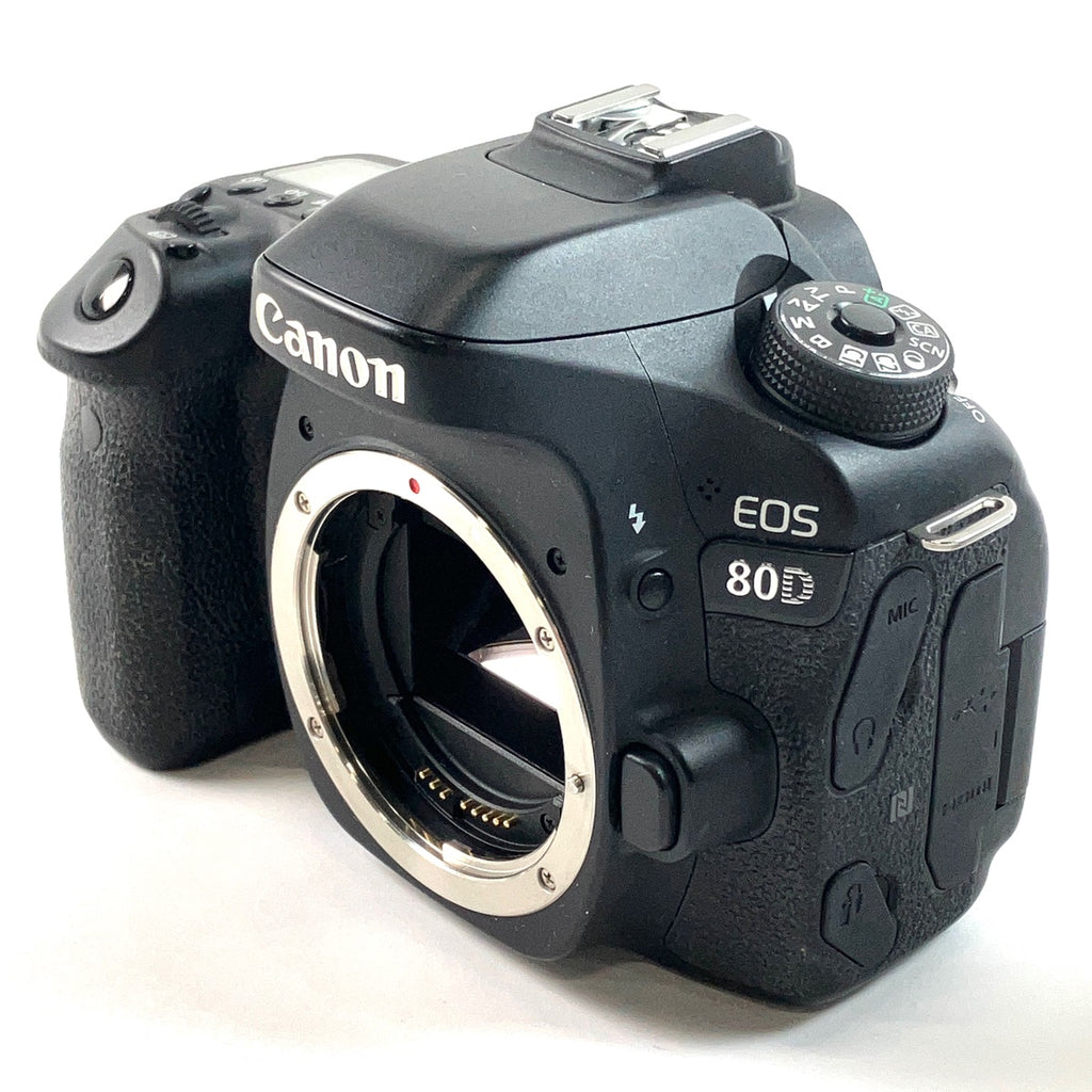 キヤノン Canon EOS 80D + EF-S 18-135mm F3.5-5.6 IS STM デジタル 一眼レフカメラ 【中古】