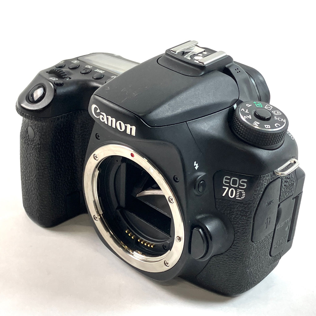 キヤノン Canon EOS 70D EF-S 18-135 IS STM レンズキット デジタル 一眼レフカメラ 【中古】