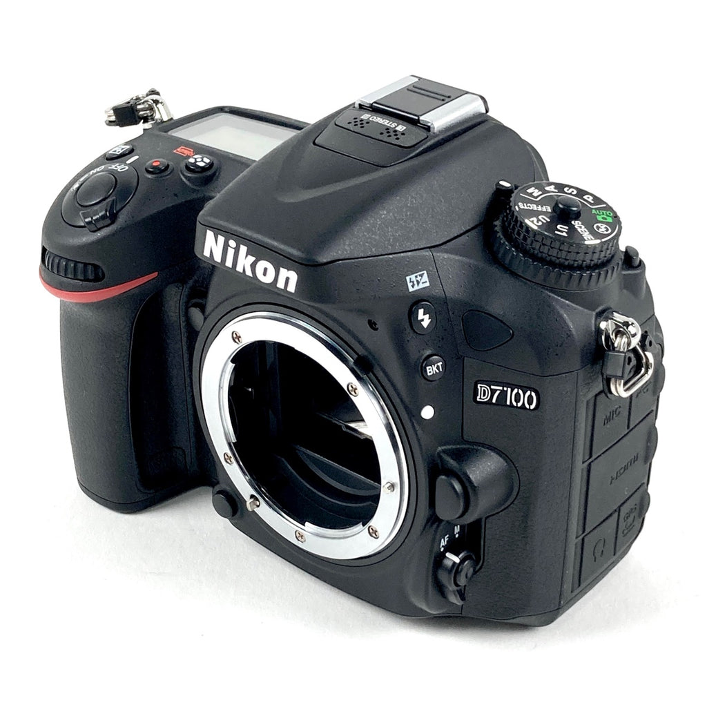 ニコン Nikon D7100 + 18-270mm F3.5-6.3 Di II VC PZD B008 (ニコンF用) デジタル 一眼レフカメラ 【中古】