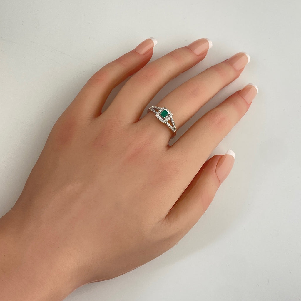 エメラルド デザインリング プラチナ 指輪 メレダイヤ リング 16.5号 Pt900 エメラルド ダイヤモンド レディース 【中古】nbjwl