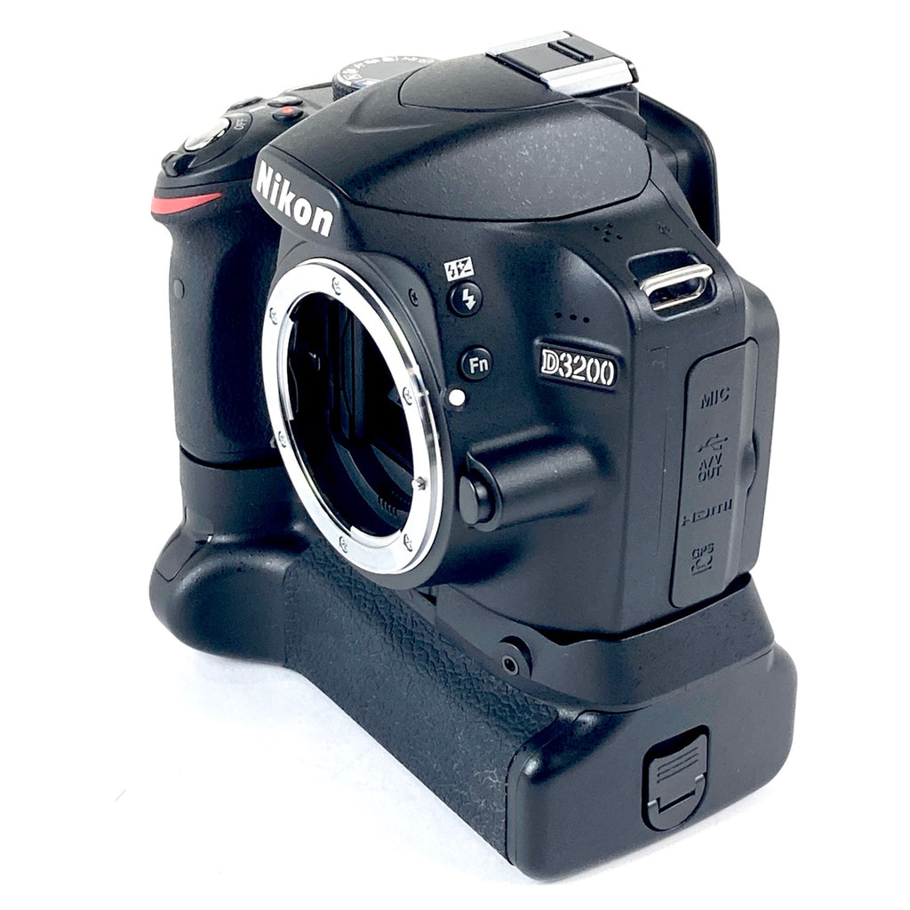 ニコン Nikon D3200 ボディ ブラック デジタル 一眼レフカメラ 【中古】