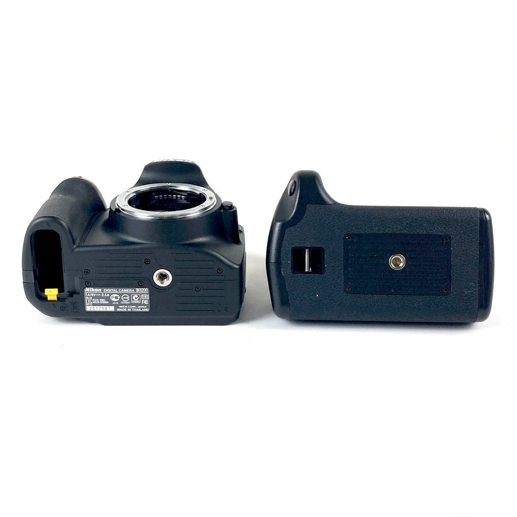 ニコン Nikon D3200 ボディ ブラック デジタル 一眼レフカメラ 【中古】