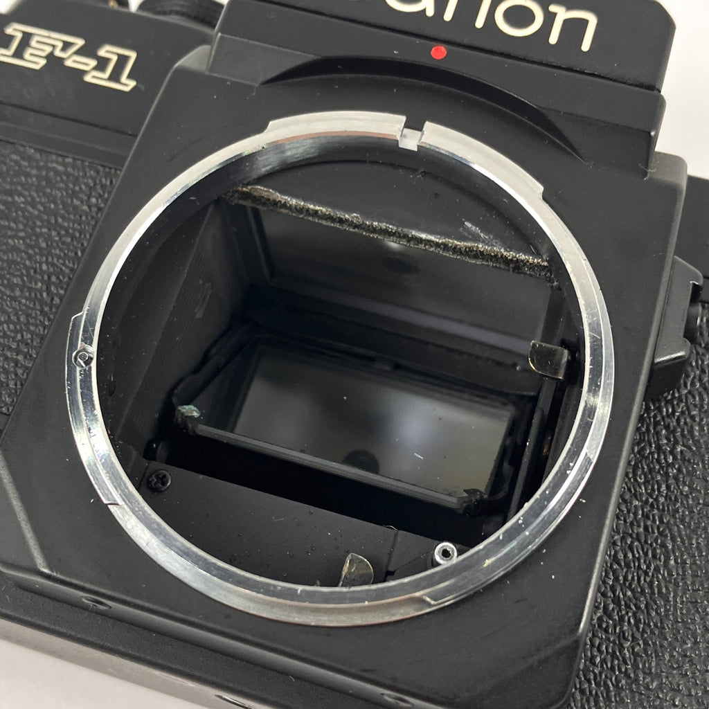 キヤノン Canon NEW F-1 ボディ フィルム マニュアルフォーカス 一眼レフカメラ 【中古】