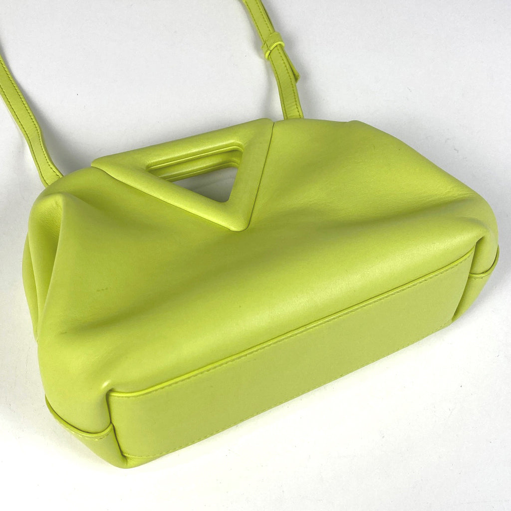 ボッテガヴェネタ トライアングル ポイント スモール ショルダーバッグ レザー ライトグリーン レディース 【中古】 brbag
