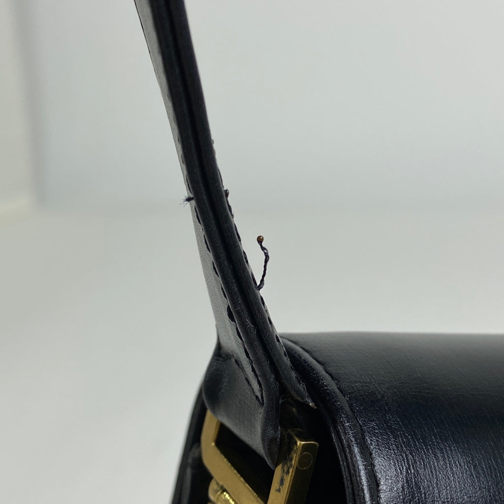セリーヌ 馬車金具 ショルダーバッグ ロゴ ワンショルダー ショルダーバッグ レザー ブラック レディース 【中古】 brbag