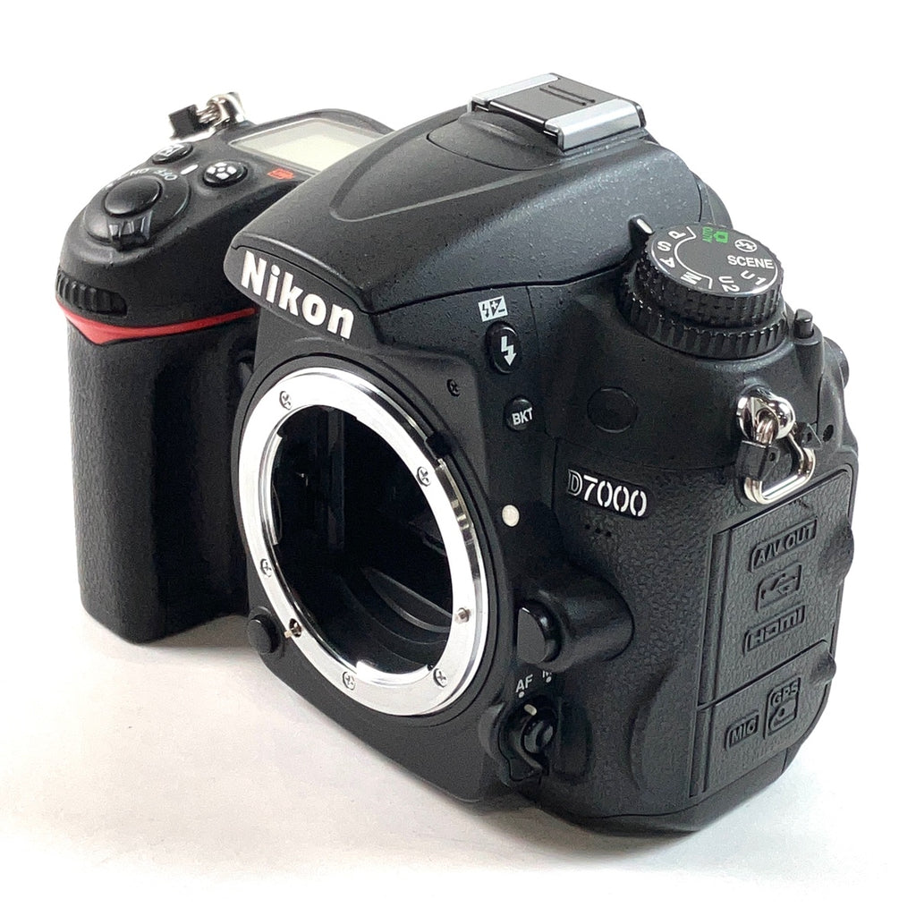 ニコン Nikon D7000 18-200 VR II レンズキット デジタル 一眼レフカメラ 【中古】