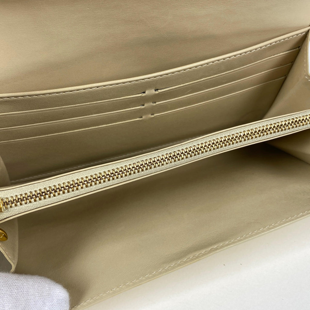 ルイ・ヴィトン ポルトフォイユ サラ 札入れ 小銭入れ エナメル 長財布 モノグラムヴェルニ ブロンコライユ M91382 レディース 【中古】brbag