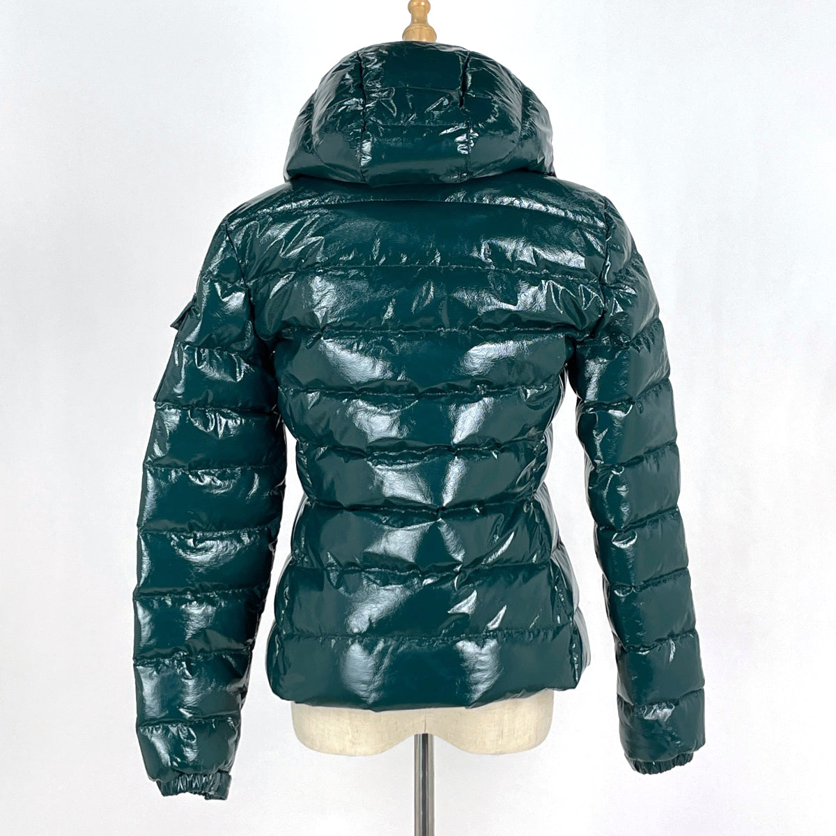 限定品】KITH Mサイズレディースショートダウンダウンコートカーキ