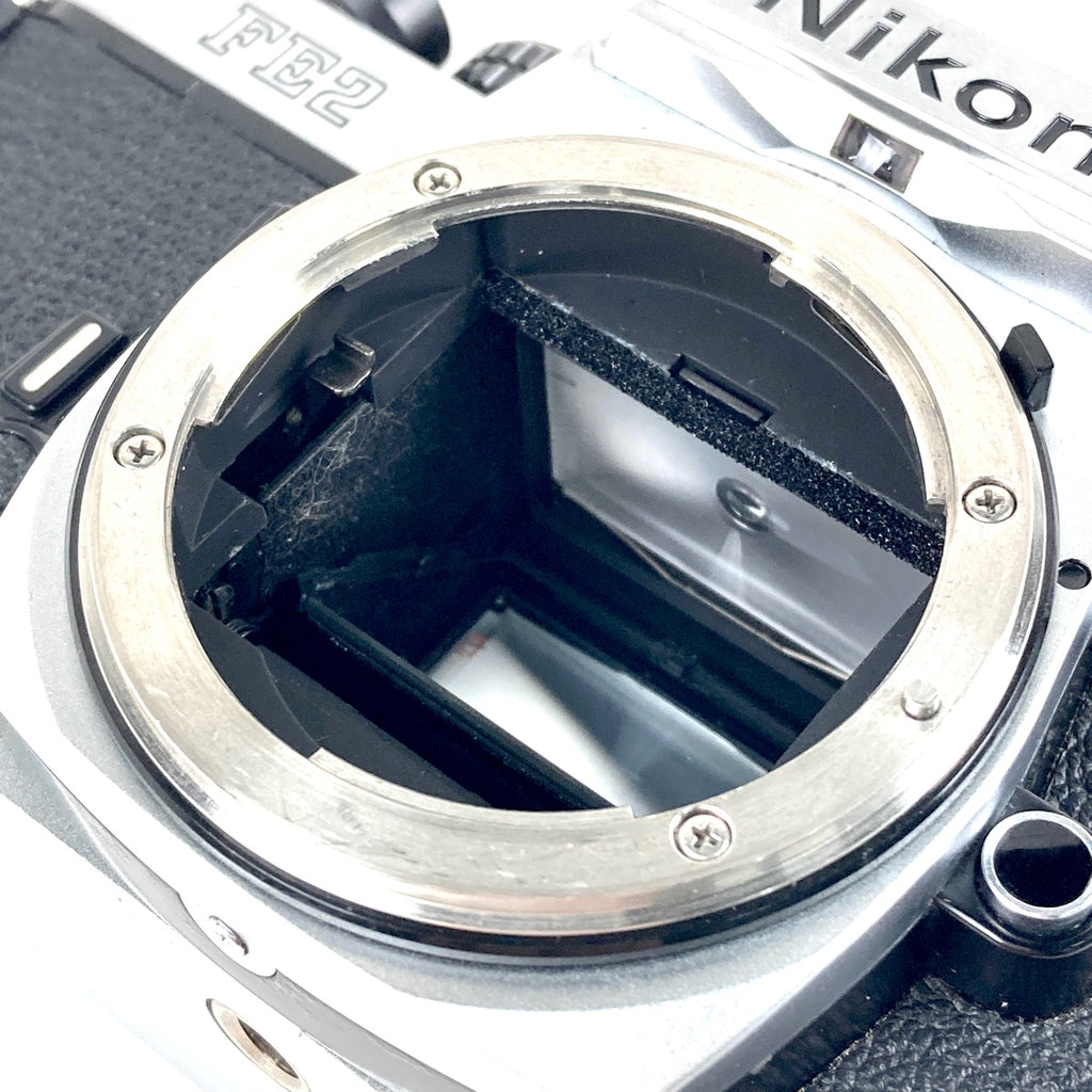 ニコン Nikon FE2 ＋ Ai-S NIKKOR 50mm F1.2 フィルム マニュアルフォーカス 一眼レフカメラ 【中古】