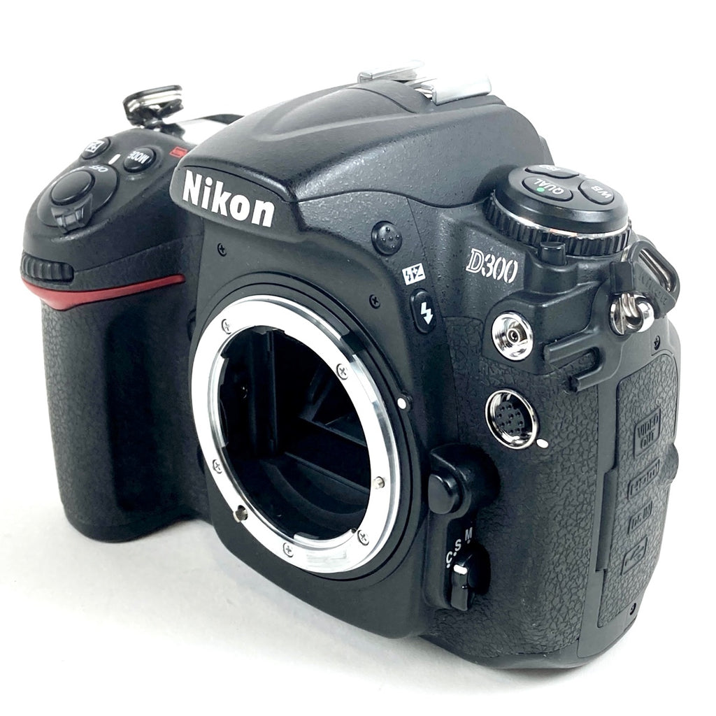 ニコン Nikon D300 ボディ デジタル 一眼レフカメラ 【中古】