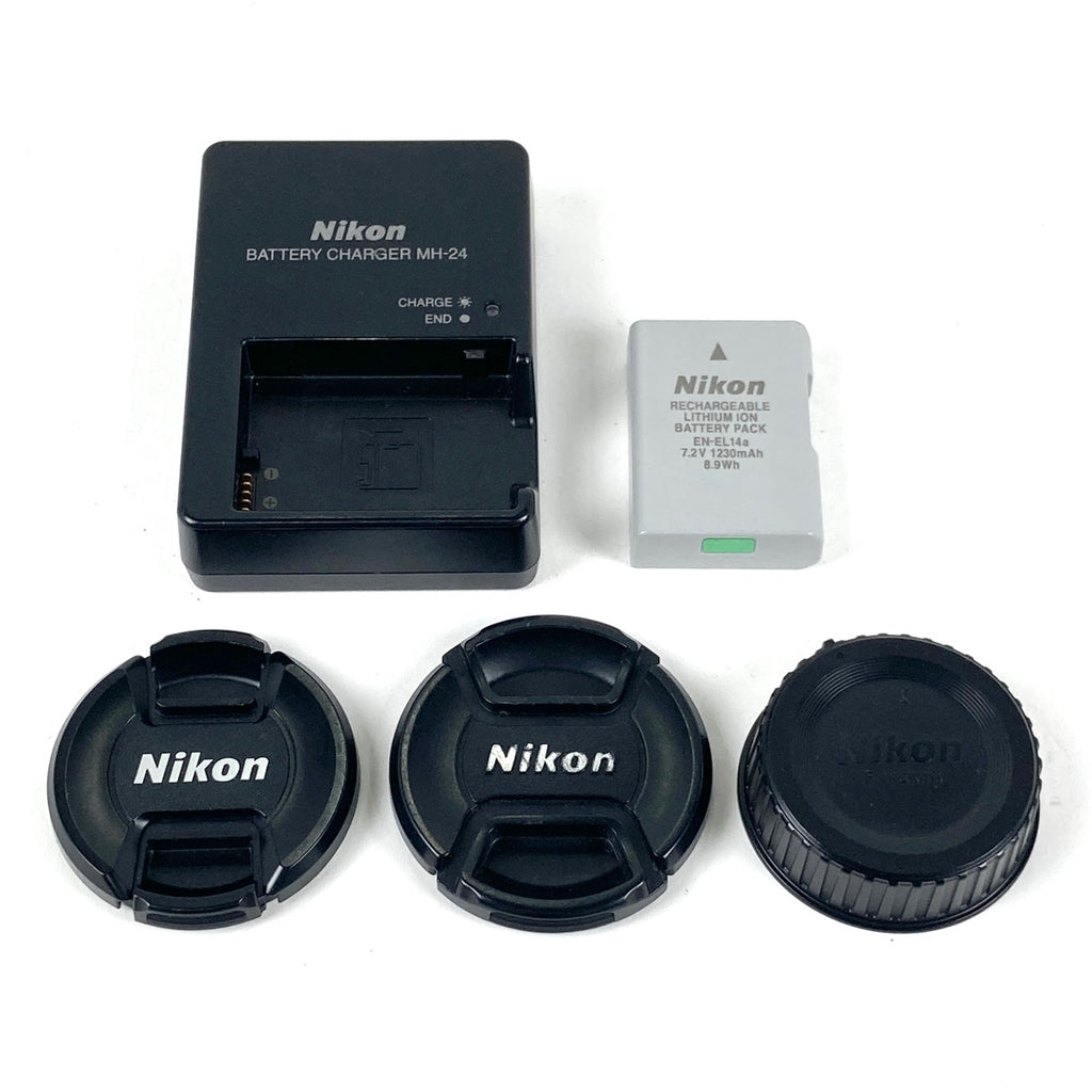 ニコン Nikon D5600 ダブルズームキット デジタル 一眼レフカメラ 【中古】