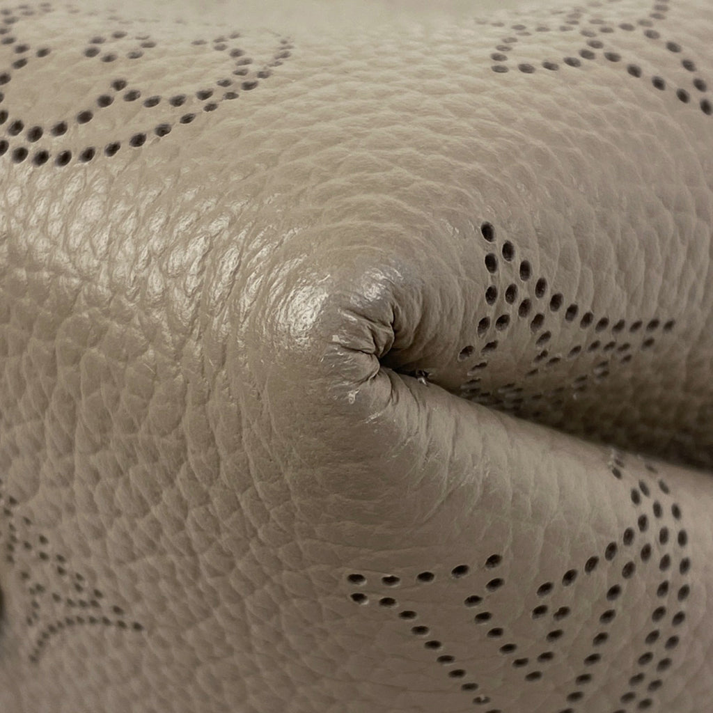 ルイ・ヴィトン ベラ 2WAY ショルダーバッグ 巾着型 パンチング ハンドバッグ モノグラムマヒナ ガレ M57201 レディース 【中古】brbag