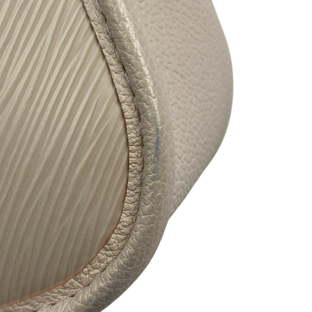 ルイ・ヴィトン ビュシ NM 肩掛け ショルダーバッグ エピ クオーツ(ベージュ) M59457 レディース 【中古】brbag