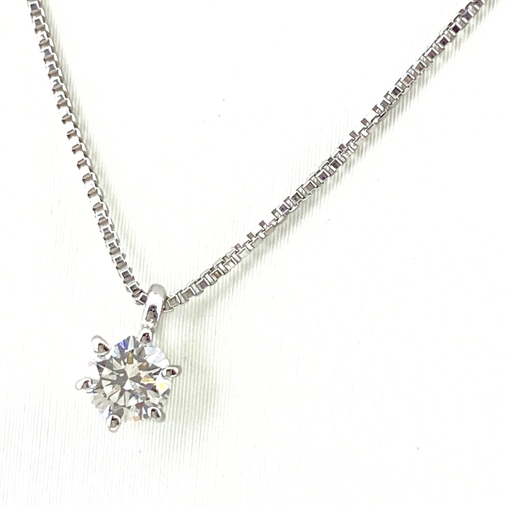 ダイヤモンド デザインネックレス プラチナ ペンダント ネックレス Pt900 Pt850 ダイヤモンド レディース 【中古】nbjwl