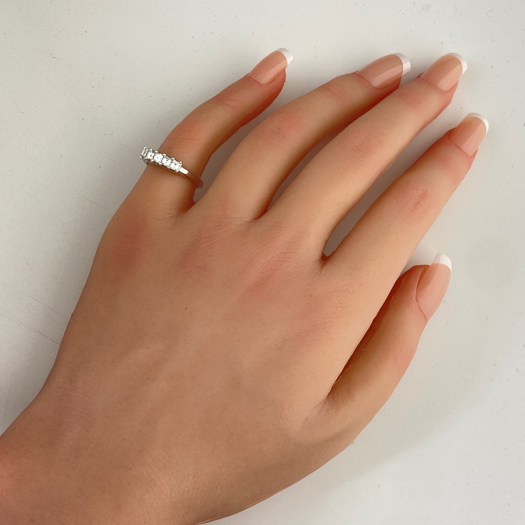 メレダイヤ デザインリング プラチナ 指輪 リング 11号 Pt900 ダイヤモンド レディース 【中古】nbjwl