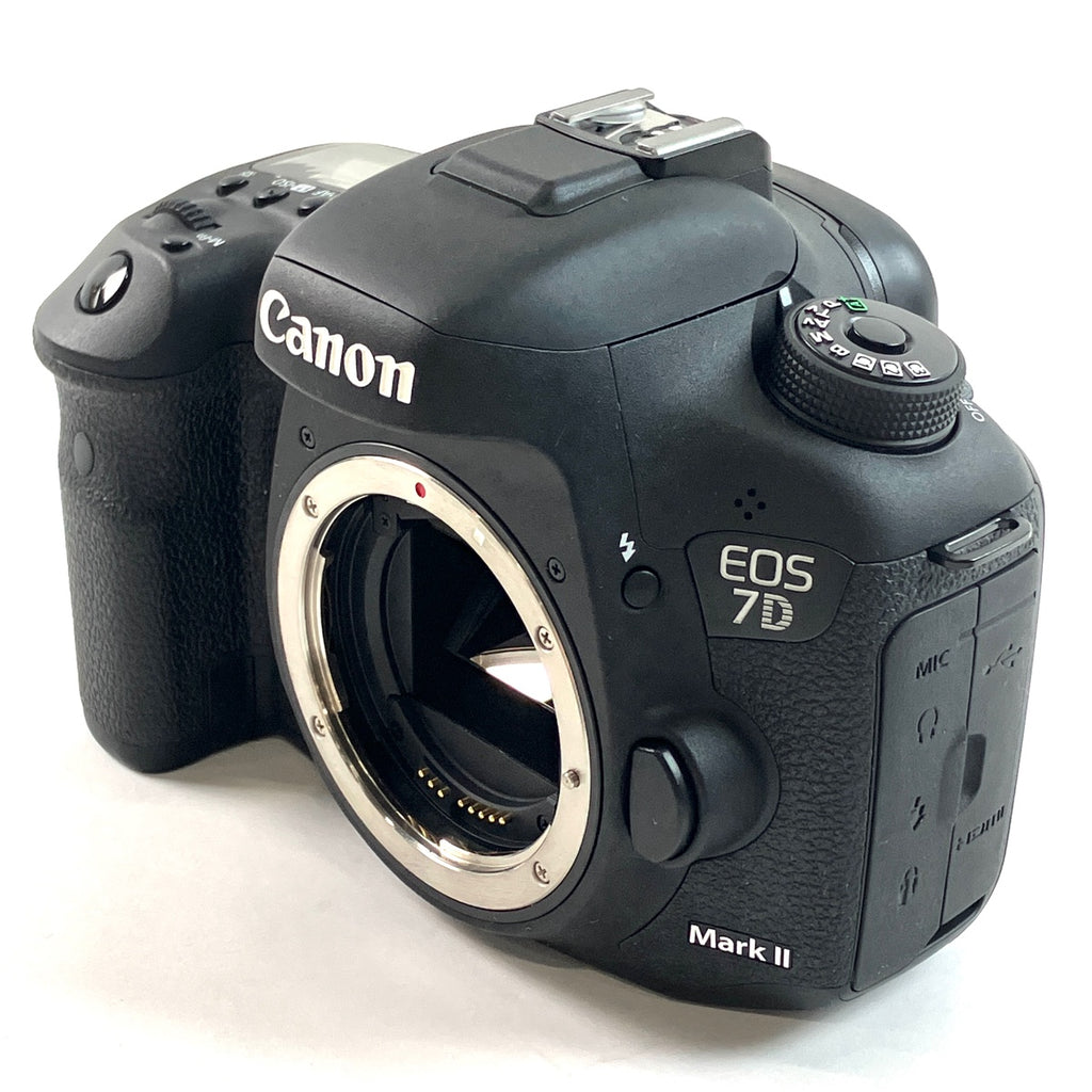 キヤノン Canon EOS 7D Mark II EF 24-70L IS USM レンズキット デジタル 一眼レフカメラ 【中古】