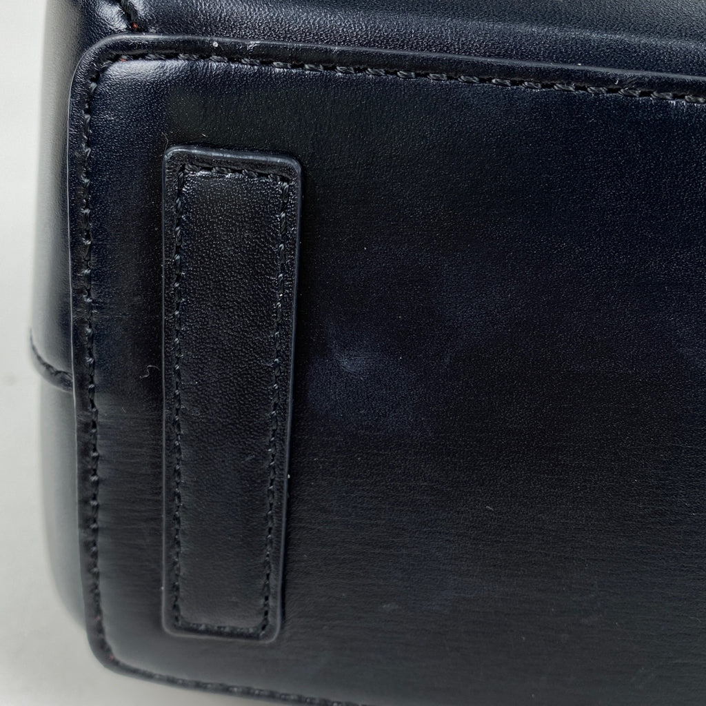 ロエベ ラゾ ミニ ハンドバッグ 2WAY ショルダーバッグ アナグラム ハンドバッグ レザー ブラック レディース 【中古】