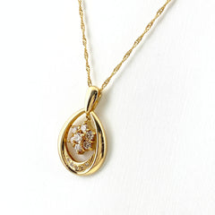 フラワーモチーフ デザインネックレス YG イエローゴールド ペンダント メレダイヤ 花 ネックレス K18 ダイヤモンド レディース 【中古】nbjwl