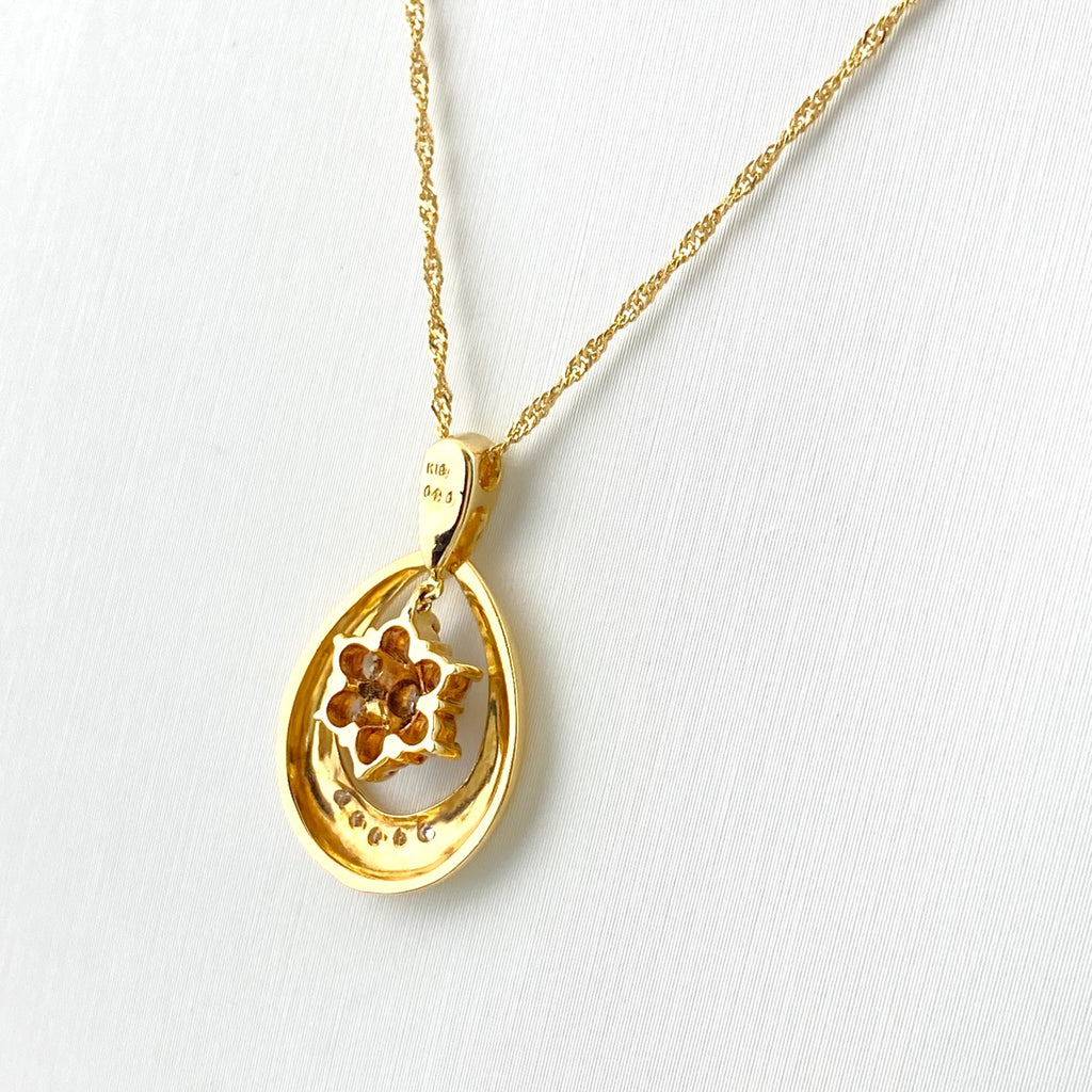 フラワーモチーフ デザインネックレス YG イエローゴールド ペンダント メレダイヤ 花 ネックレス K18 ダイヤモンド レディース 【中古】nbjwl
