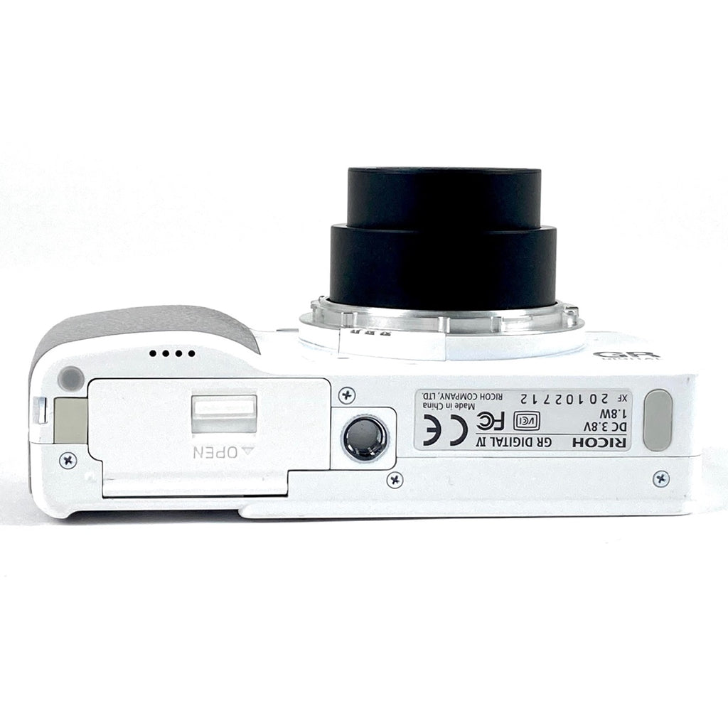 リコー RICOH GR DIGITAL IV ホワイトエディション コンパクトデジタルカメラ 【中古】