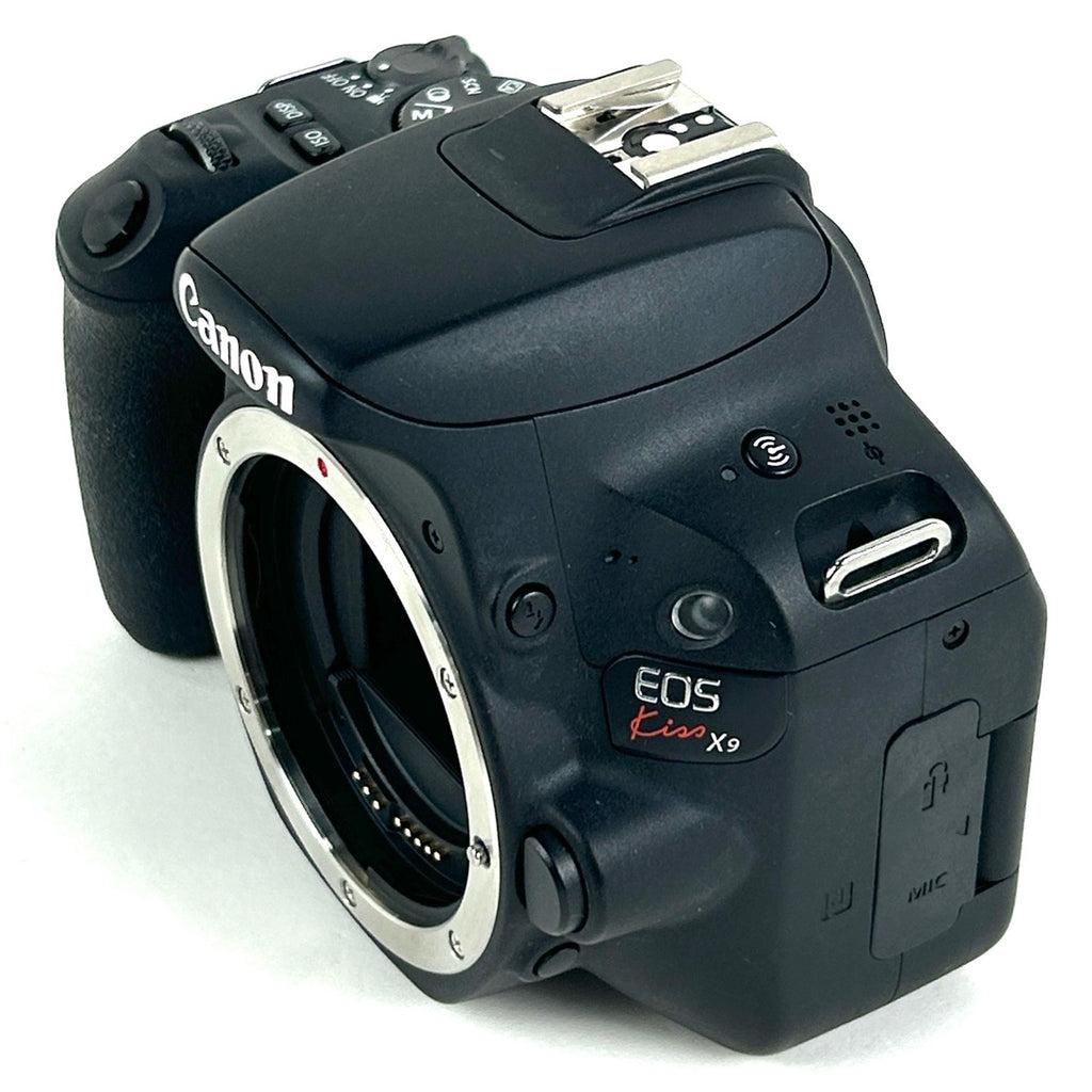 キヤノン Canon EOS Kiss X9 EF-S 18-55 F4-5.6 IS STM レンズキット ブラック デジタル 一眼レフカメラ 【中古】