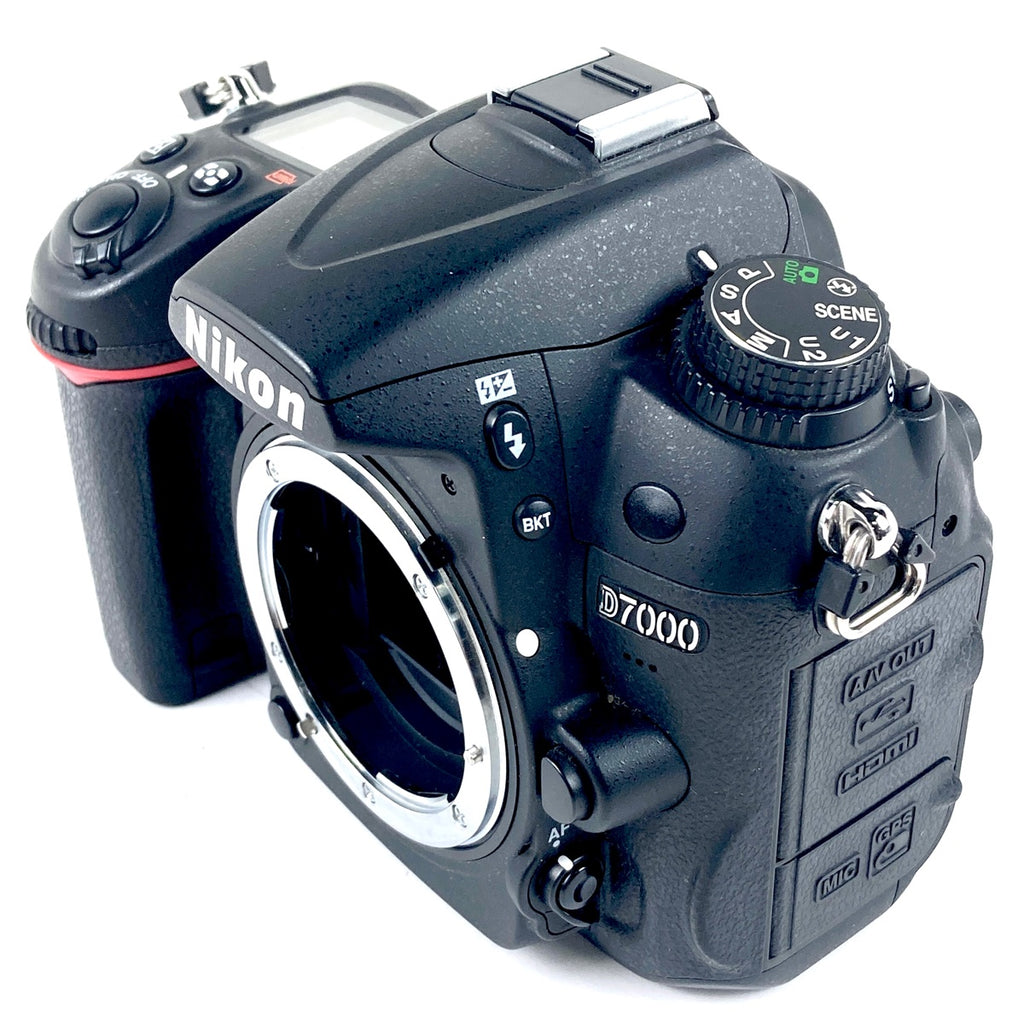 ニコン Nikon D7000 18-200 VR II レンズキット デジタル 一眼レフカメラ 【中古】