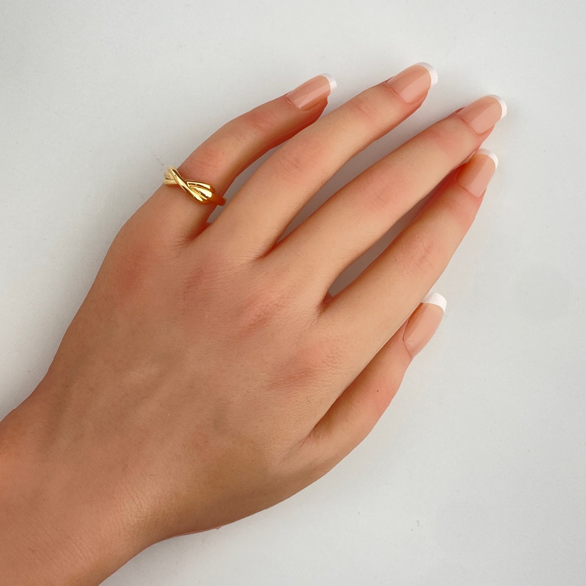 ティファニー　インフィニティダイヤモンドリング6号　Ꮶ18イエローゴールド　指輪 ティファニー インフィニティダイヤモンドリング6号 Ꮶ18