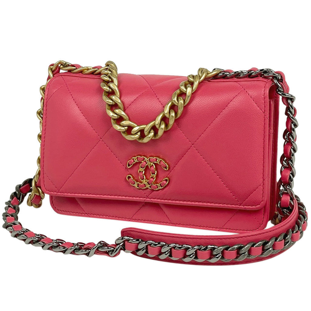 バイセル公式】シャネル CHANEL 19 チェーン ウォレット ココマーク ショルダーバッグ レザー ピンク AP3267 レディース 【中古】 -  バイセルブランシェ