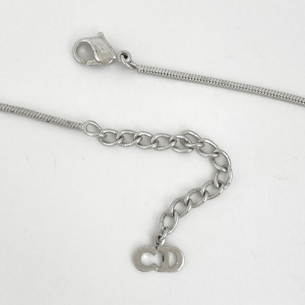 クリスチャンディオール ロゴ プレート ネックレス トロッター柄 ネックレス シルバーメッキ ブルー シルバー レディース 【中古】bracc