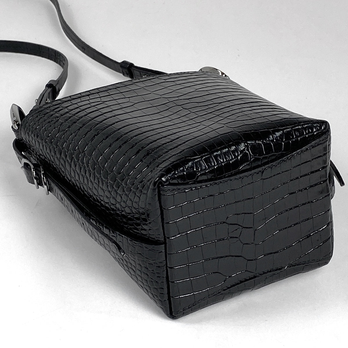 バイセル公式】ジミーチュウ ロゴ ハンドバッグ 2WAY ショルダー