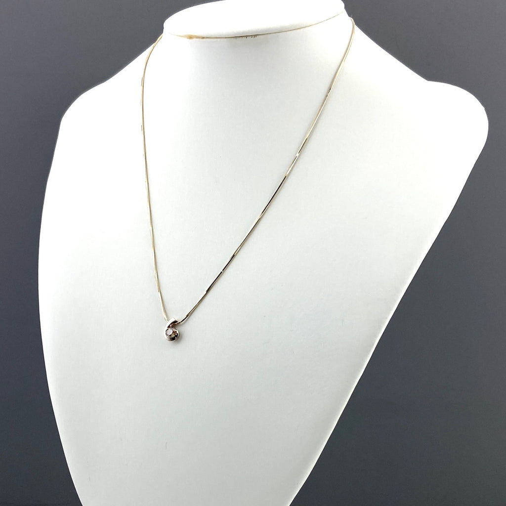 【在庫一掃】 カシケイ ダイヤモンド デザインネックレス YG イエローゴールド ペンダント ネックレス K18 ダイヤモンド レディース 【中古】brjwl