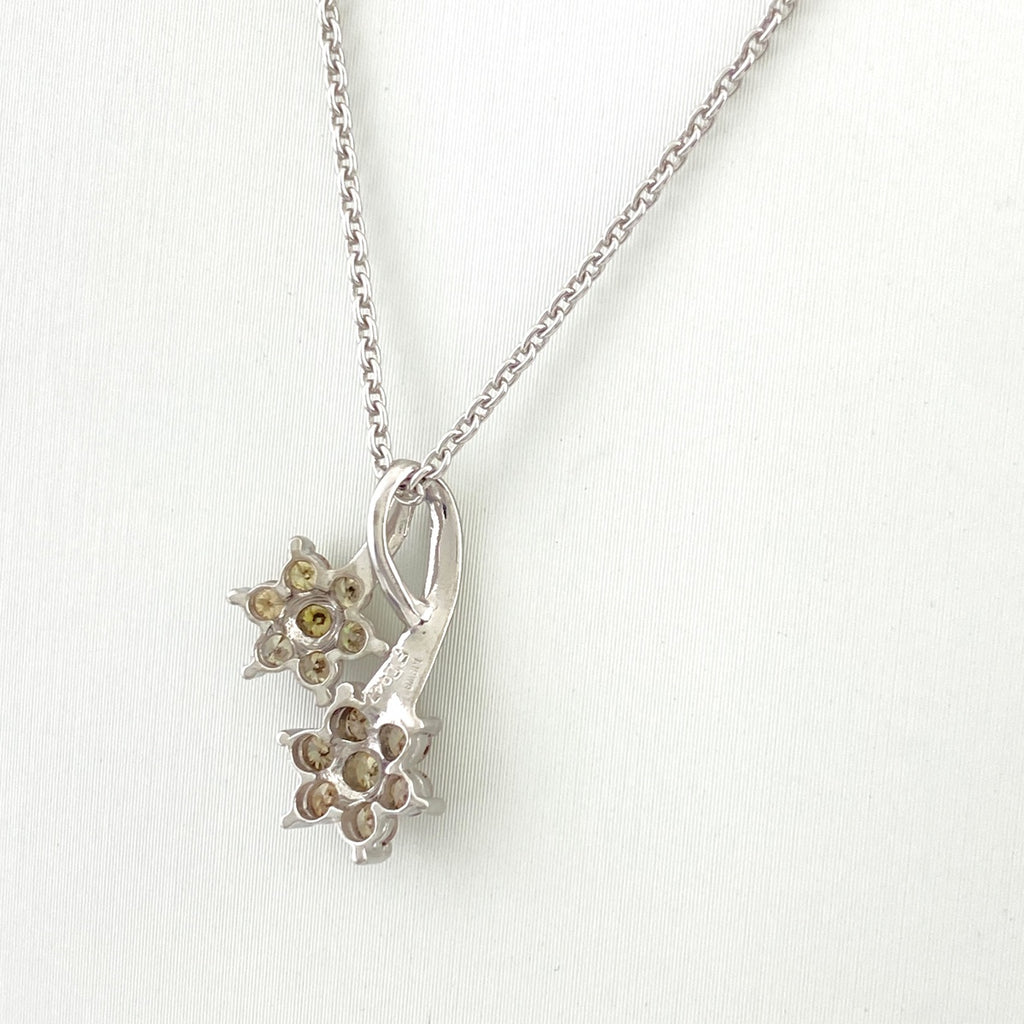 フラワーモチーフ デザインネックレス WG ホワイトゴールド ペンダント 花 ネックレス K18 WG ダイヤモンド レディース 【中古】nbjwl
