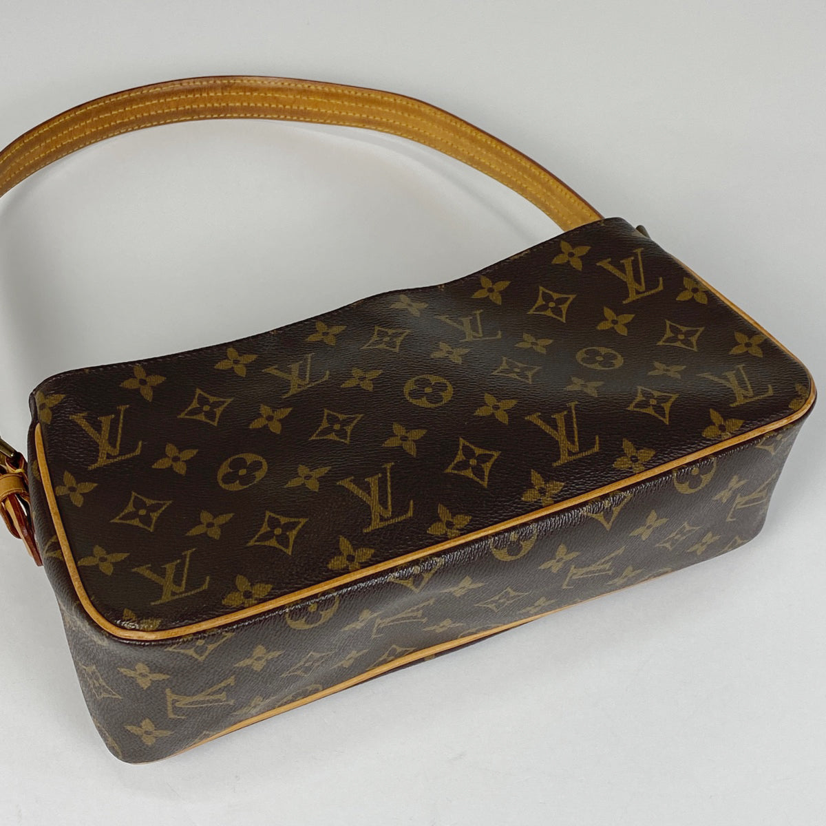 ルイ・ヴィトン Louis Vuitton ヴィバ シテ MM ワンショルダー ハンドバッグ 野太く ショルダーバッグ モノグラム ブラウン  M51164