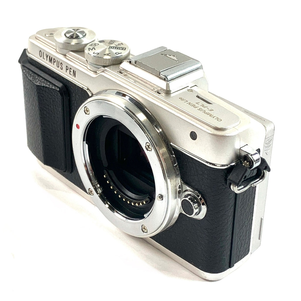 オリンパス OLYMPUS PEN Lite E-PL7 14-42mm EZレンズキット シルバー デジタル ミラーレス 一眼カメラ 【中古】