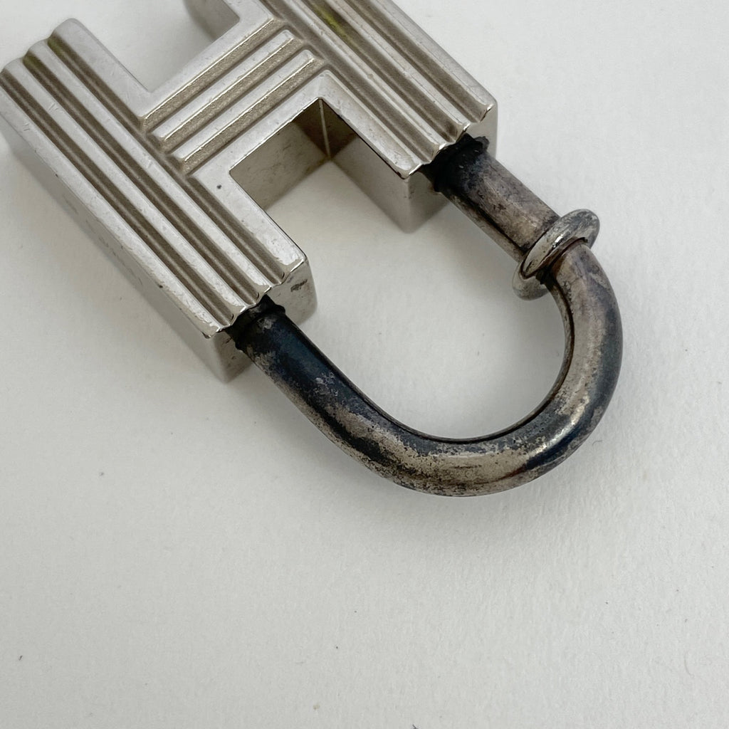 ⚪︎HERMES エルメス カデナ チャーム ペンダントトップシルバー
