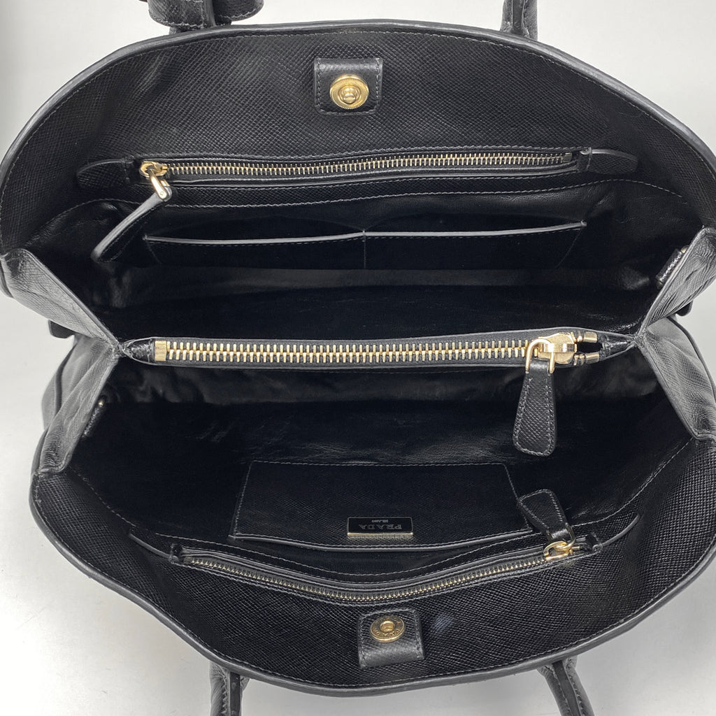 プラダ ロゴ ハンドバッグ 2WAY ショルダーバッグ ハンドバッグ サフィアーノレザー ネロ(ブラック) レディース 【中古】brbag