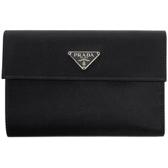 プラダ ロゴプレート 長財布 長財布 テスートナイロン ネロ(ブラック) レディース 【中古】 brbag