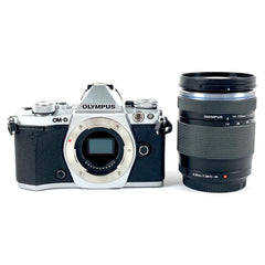 オリンパス OLYMPUS OM-D E-M5 Mark II 14-150mm II レンズキット シルバー デジタル ミラーレス 一眼カメラ 【中古】