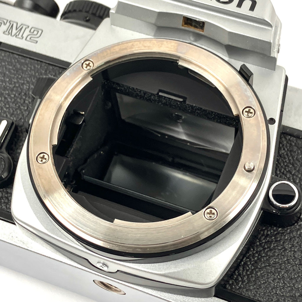 ニコン Nikon NEW FM2 シルバー ＋ SIGMA UC ZOOM 28-105mm F4-5.6 フィルム マニュアルフォーカス 一眼レフカメラ 【中古】