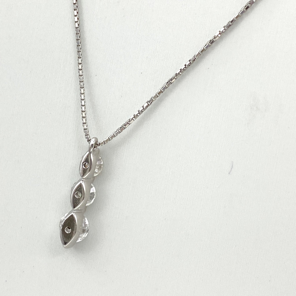 ダイヤモンド デザインネックレス プラチナ ペンダント ネックレス Pt900 Pt850 ダイヤモンド レディース 【中古】nbjwl