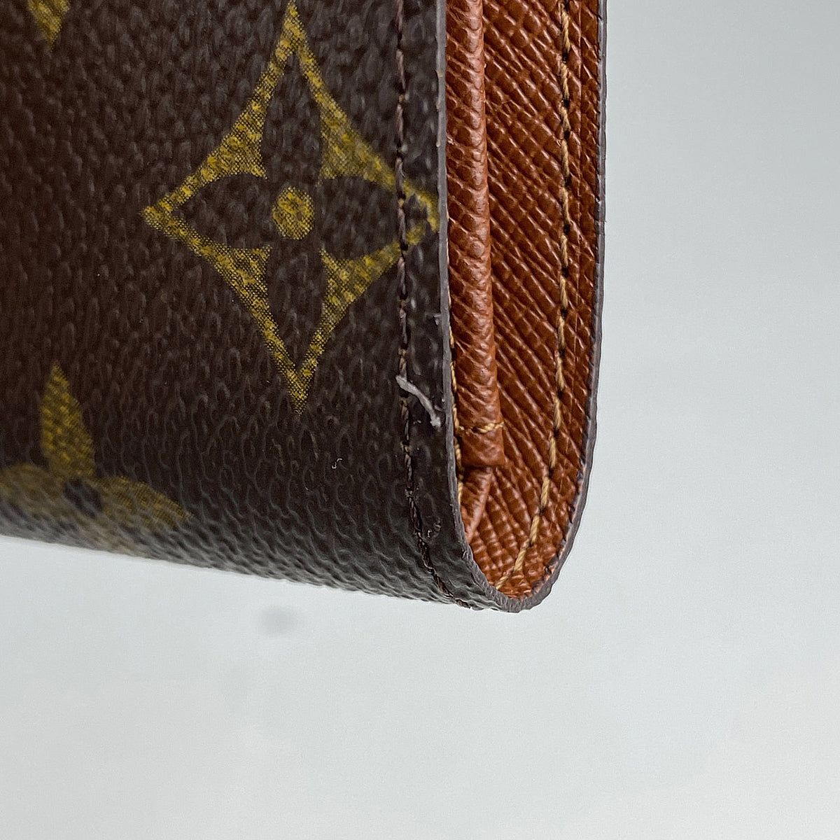 バイセル公式】ルイ・ヴィトン ポルト ビエ 6 カルト クレディ